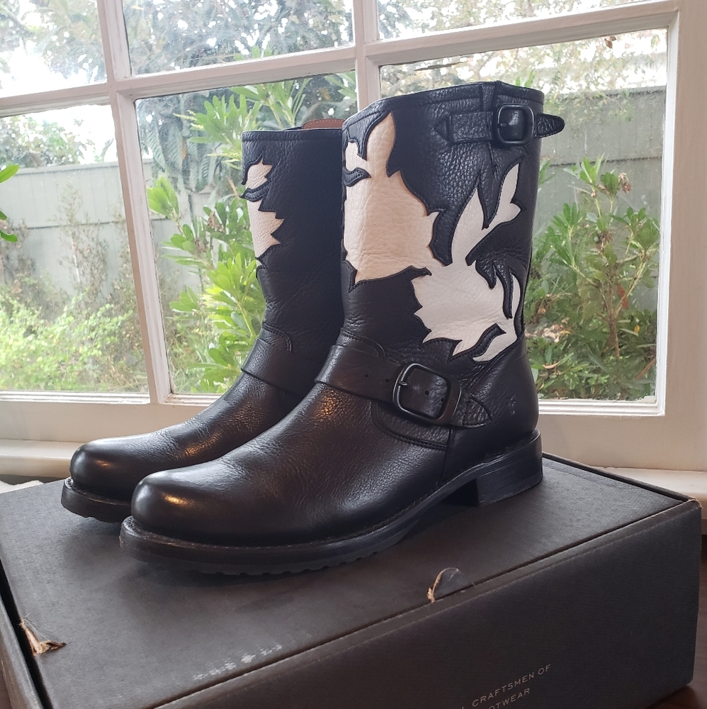 Frye Veronica Floral Boot